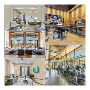 Salt Palace and Delta King Bed Gym Golf Simulator